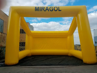 Infláveis Interativos - Chute ao Gol